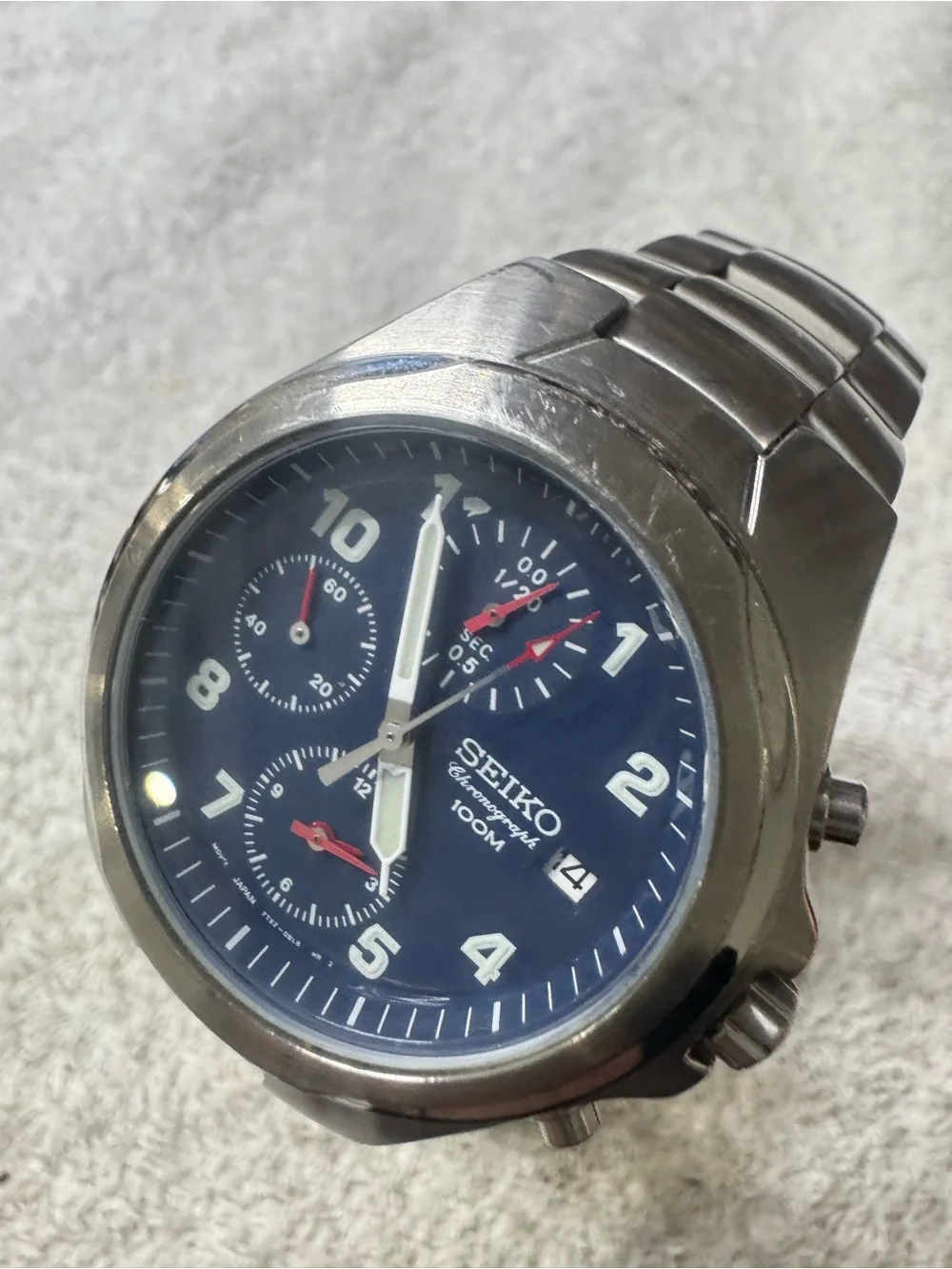 Seiko Men's Chronograph Watch - Blue Dial, Silver Bracelet